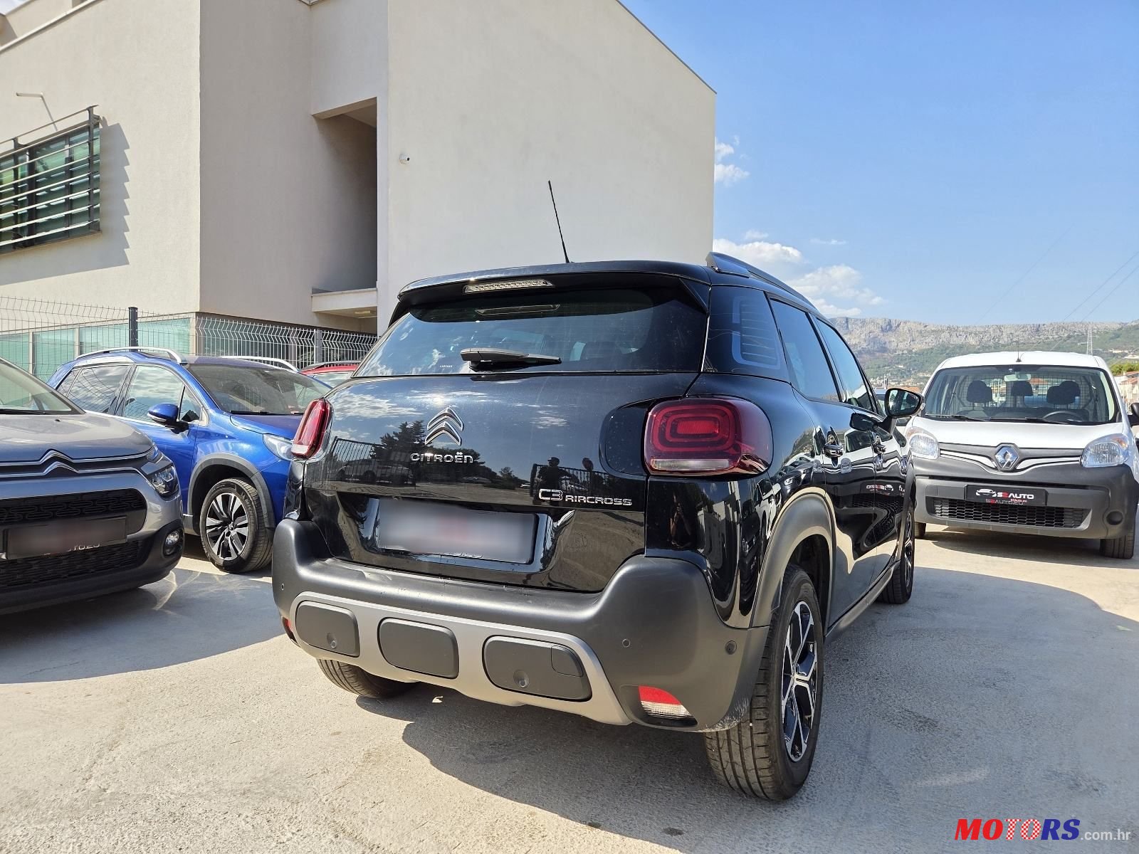 2021' Citroen C3 Aircross 1,2 Puretech photo #4