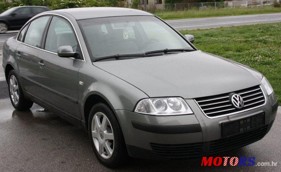 2002' Volkswagen Passat 1,9 Tdi photo #1