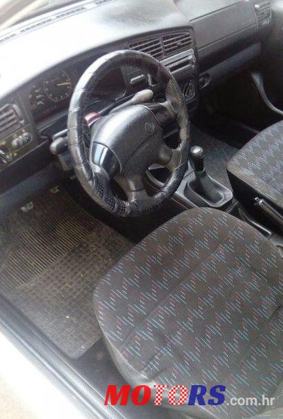 1995' Volkswagen Golf III Cl D photo #1