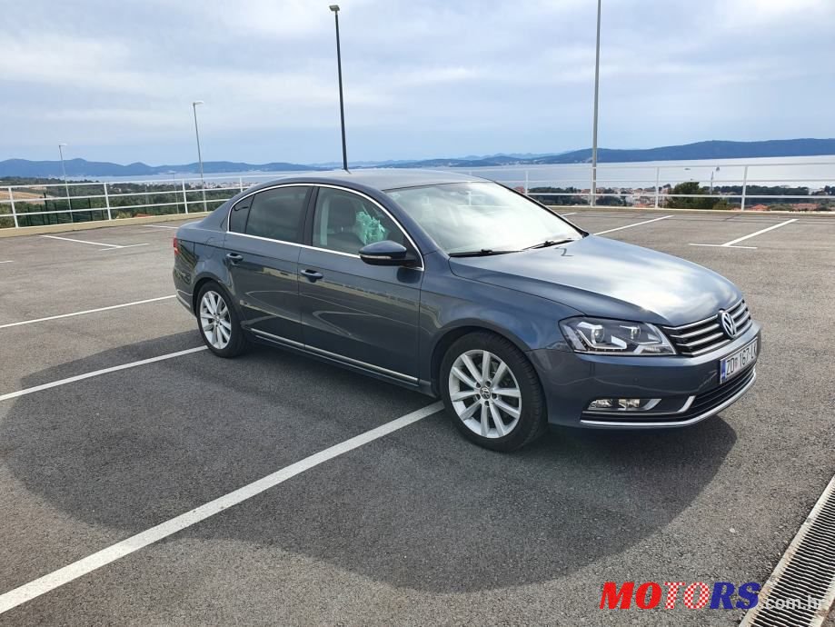 2012' Volkswagen Passat 2,0 Tdi Bmt photo #5
