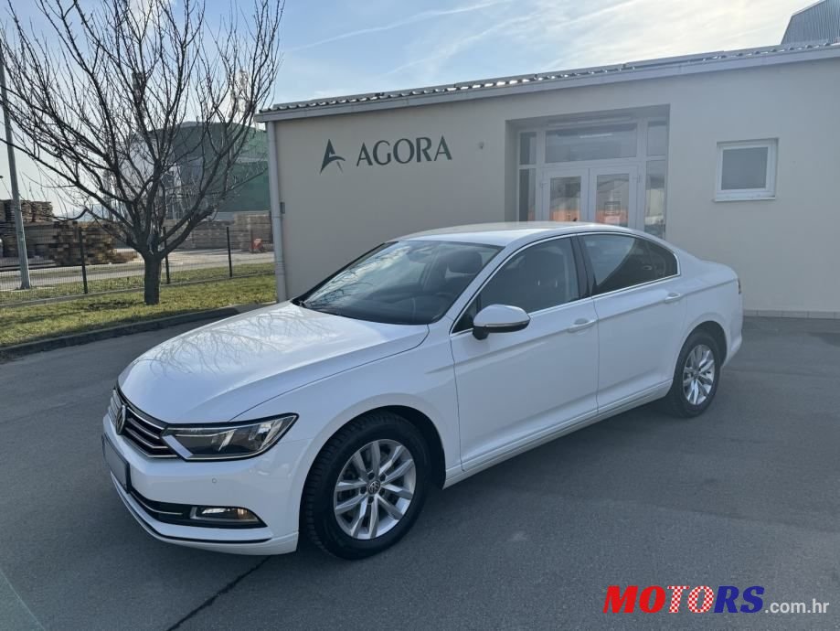 2018' Volkswagen Passat photo #4