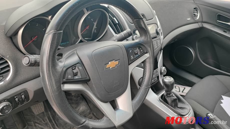 2013' Chevrolet Cruze 1,6 Ls+ photo #6