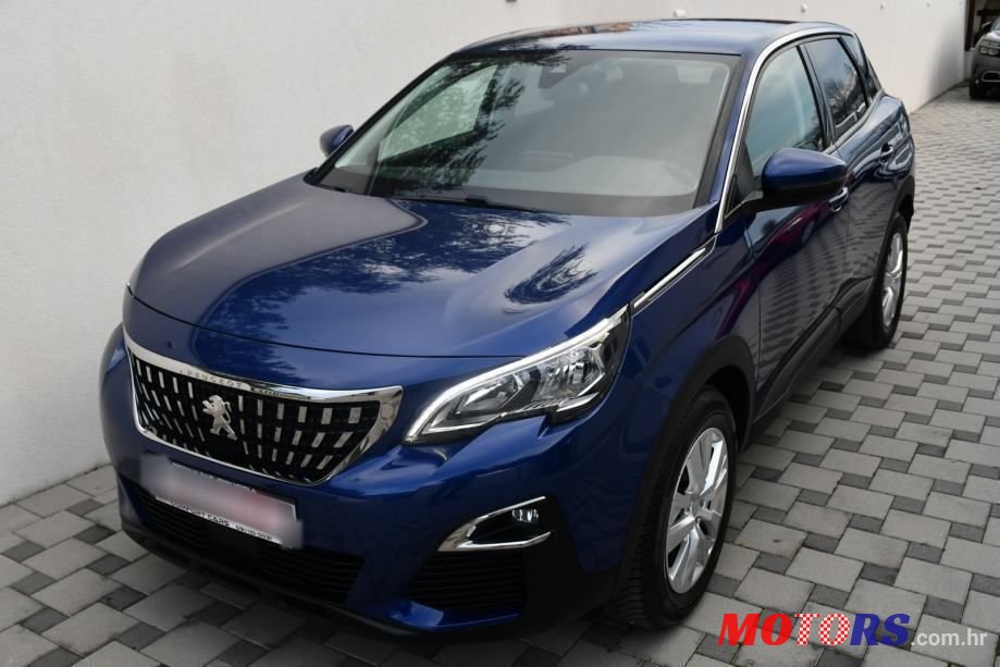 2020' Peugeot 3008 1,5 Bluehdi photo #2