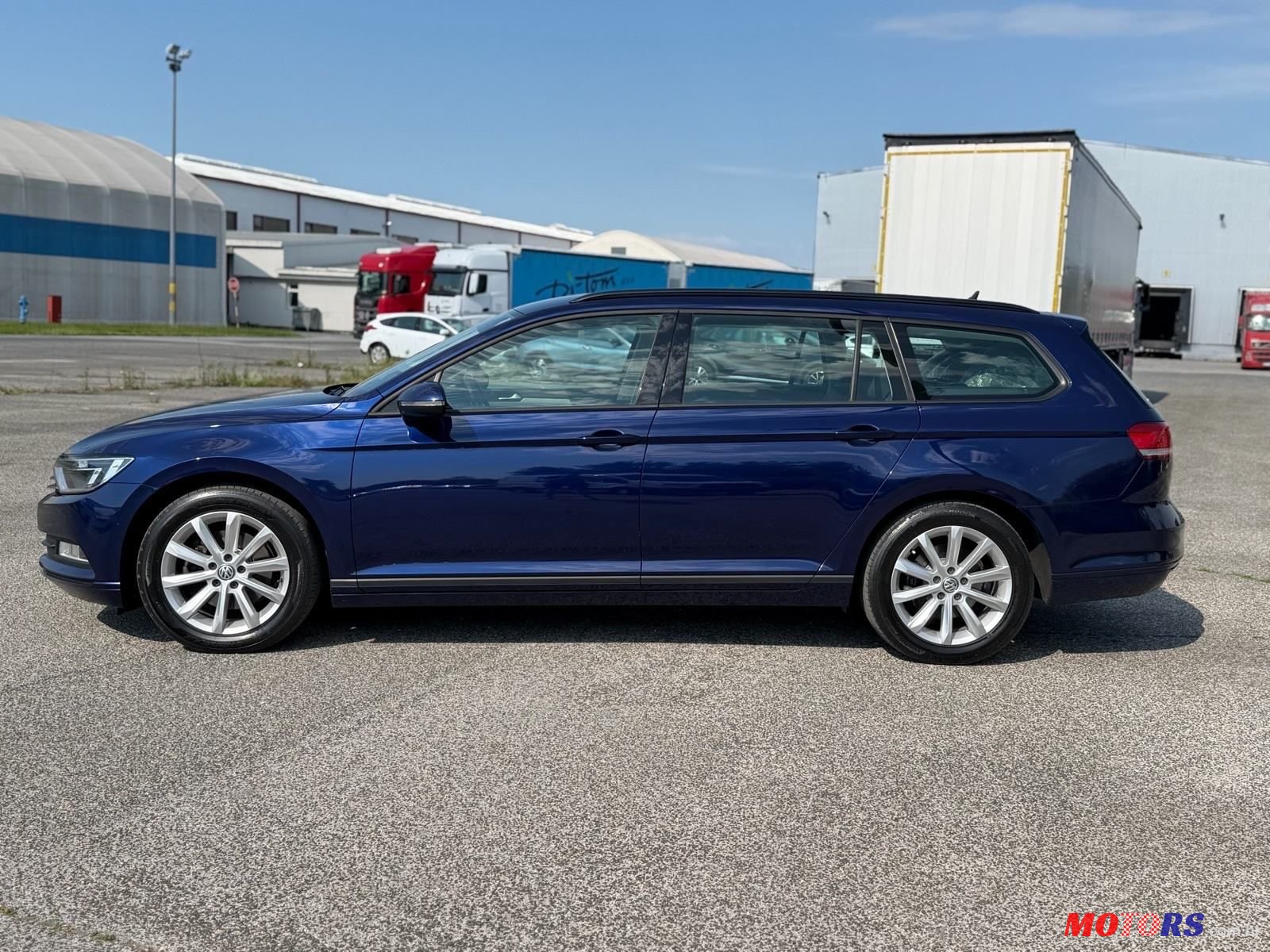 2019' Volkswagen Passat Variant photo #5
