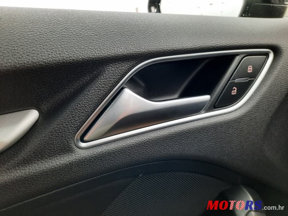 2015' Audi A3 1,6 Tdi photo #2