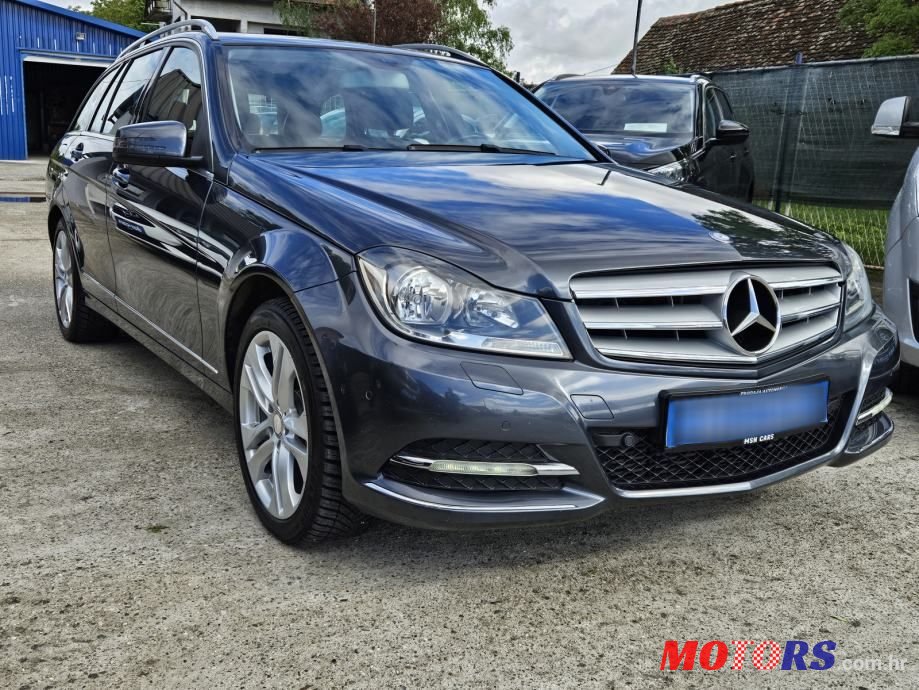 2013' Mercedes-Benz C-Klasa 200 Cdi T photo #1