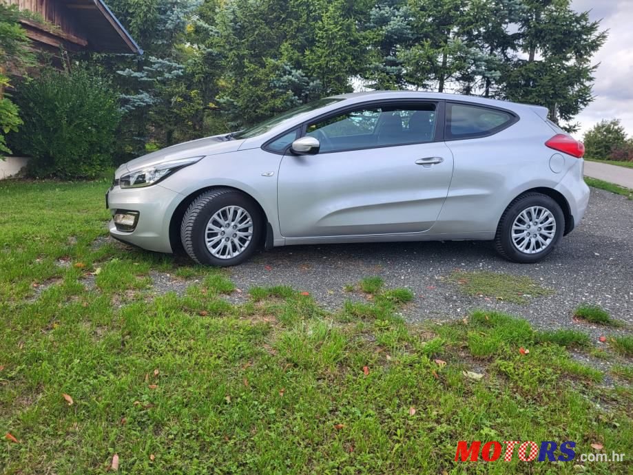 2014' Kia Ceed photo #4