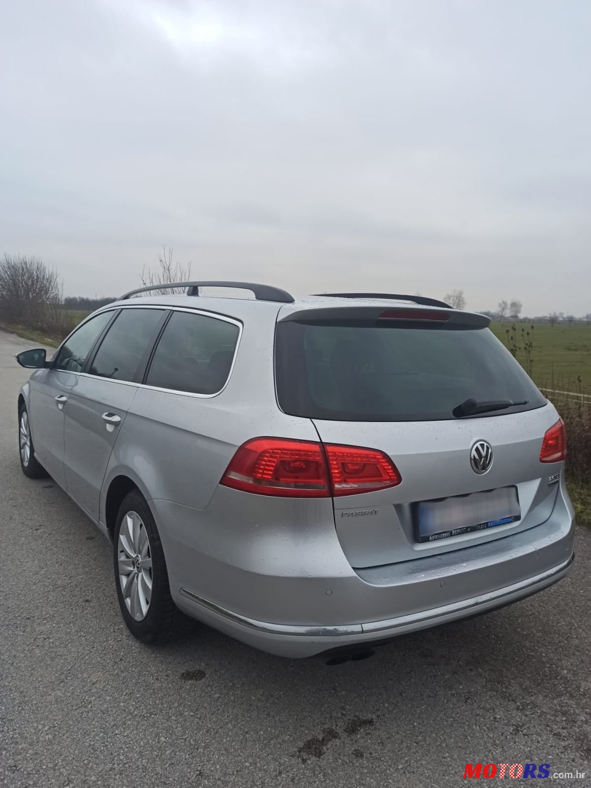 2013' Volkswagen Passat Variant photo #3