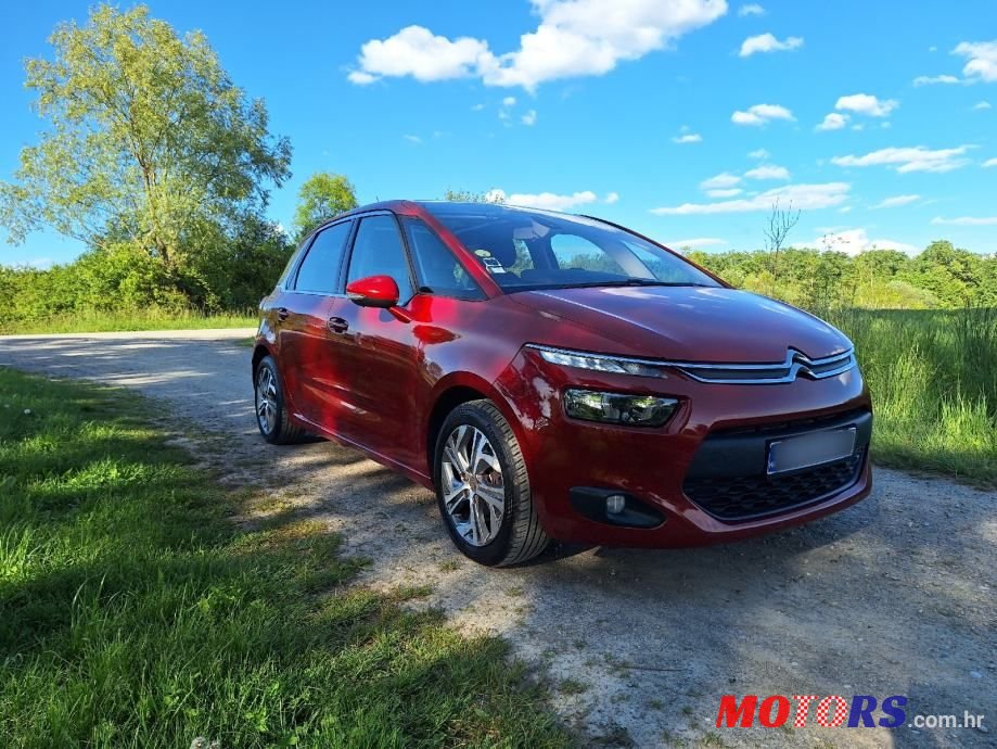 2015' Citroen C4 Picasso photo #3