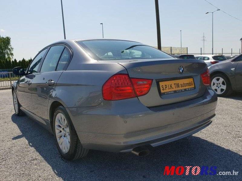 2010' BMW Serija 3 318D photo #1