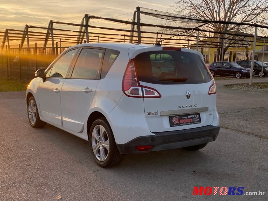 2010' Renault Scenic 1,9 Dci photo #4