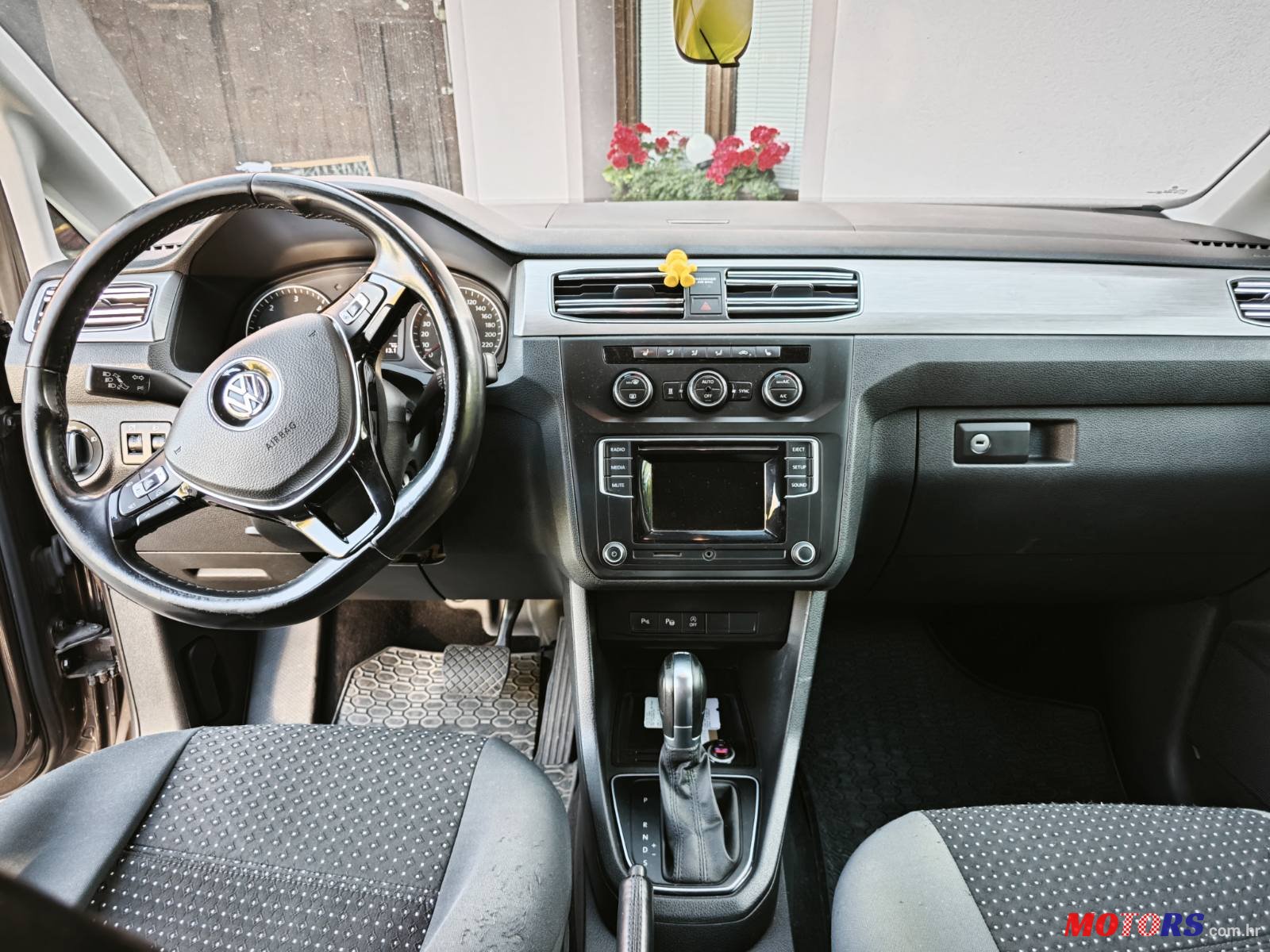 2015' Volkswagen Caddy sa rampom photo #4