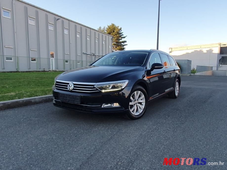 2018' Volkswagen Passat Variant photo #1