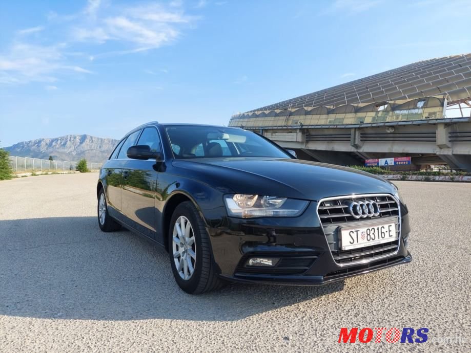 2012' Audi A4 Avant photo #1