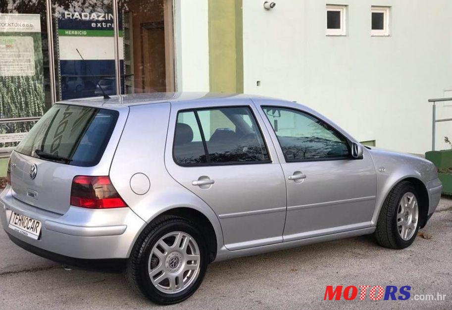 2002' Volkswagen Golf IV 1,9 Tdi photo #1