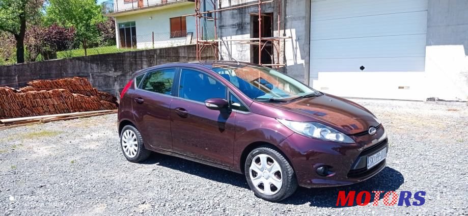 2011' Ford Fiesta photo #5