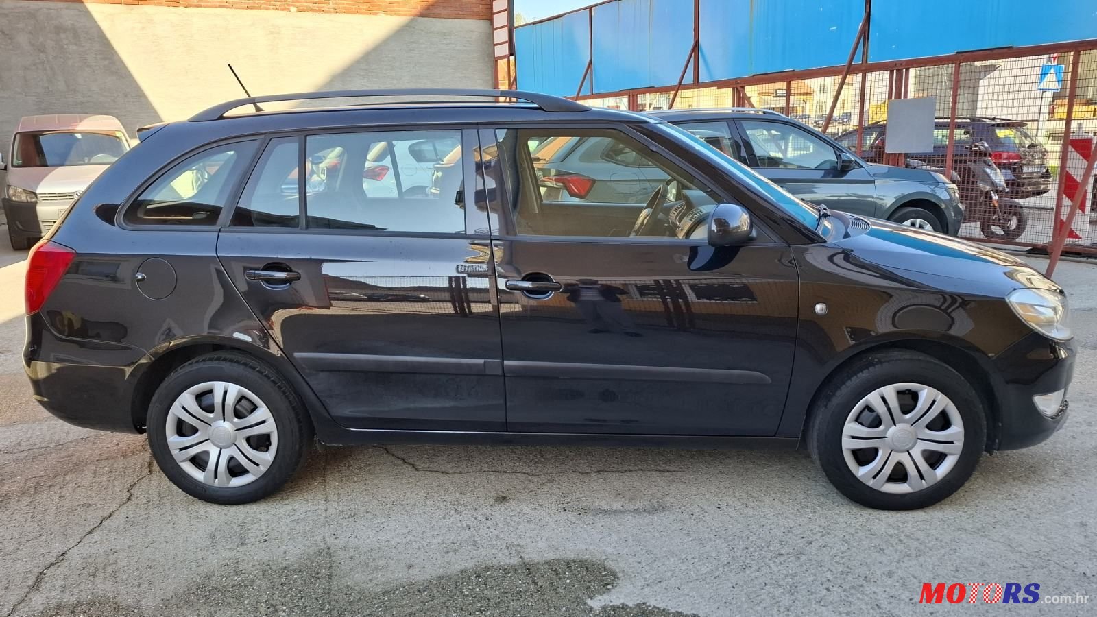 2012' Skoda Fabia Combi photo #5