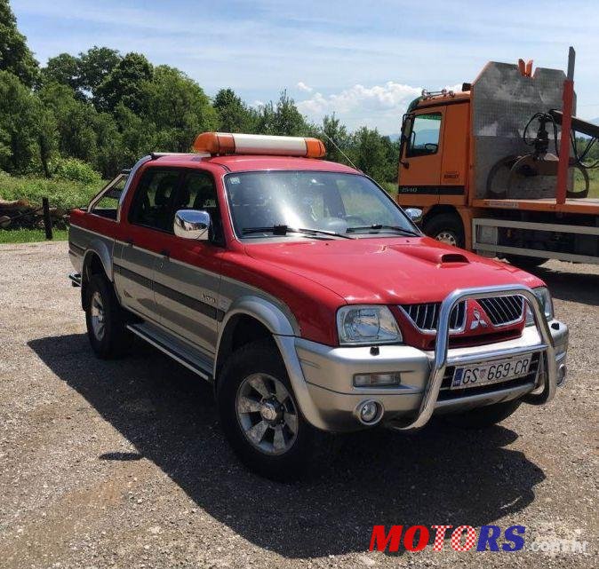 2005' Mitsubishi L200 2.5 Td photo #2
