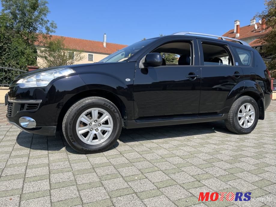 2010' Citroen C-Crosser 2,4 photo #2