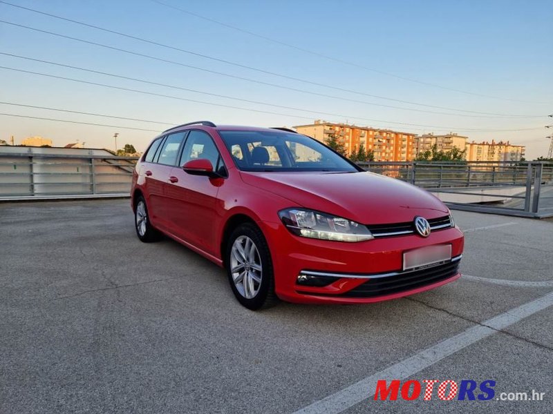 2019' Volkswagen Golf 7 1,6 Tdi photo #1