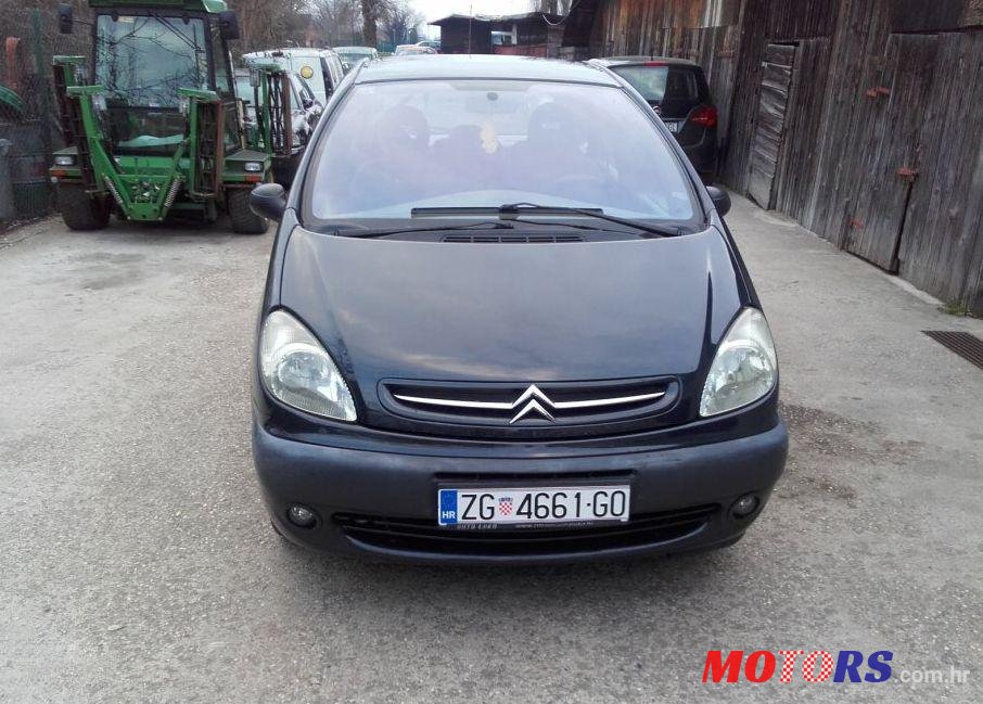 2001' Citroen Xsara Picasso 2,0 Hdi photo #2