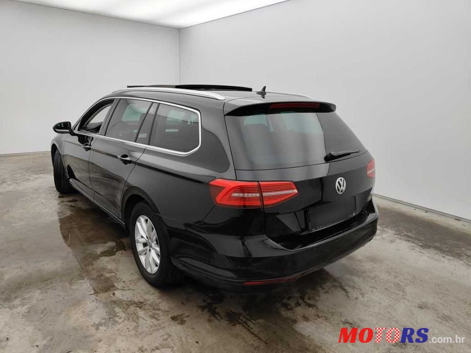 2018' Volkswagen Passat photo #3