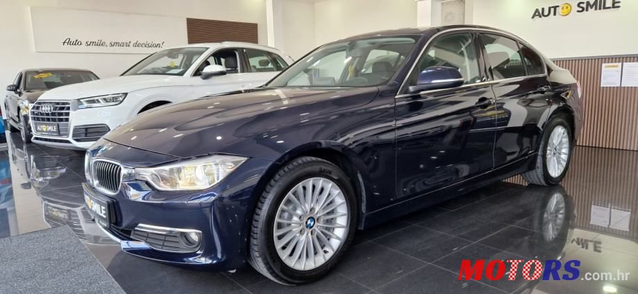 2013' BMW Serija 3 318D photo #1