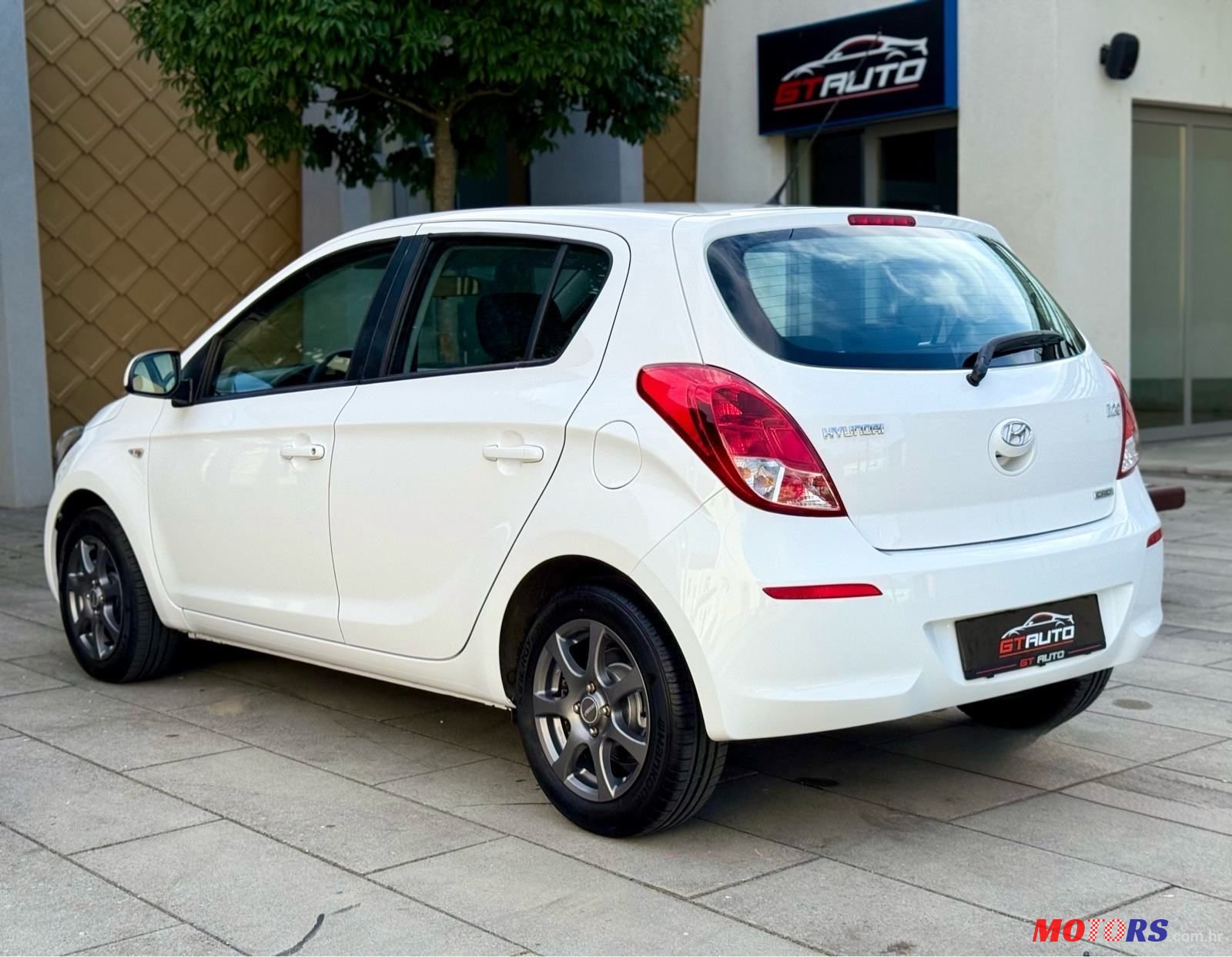2014' Hyundai i20 1,1 Crdi photo #4