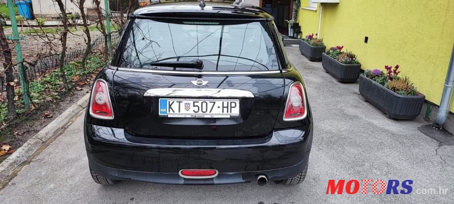 2009' MINI One 1.4 photo #4