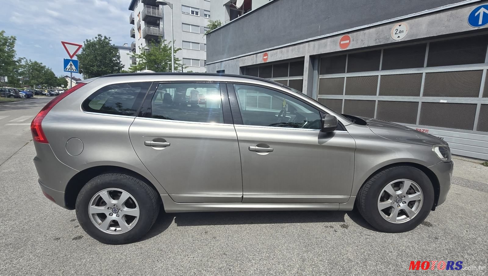 2014' Volvo XC60 Awd D4 photo #1