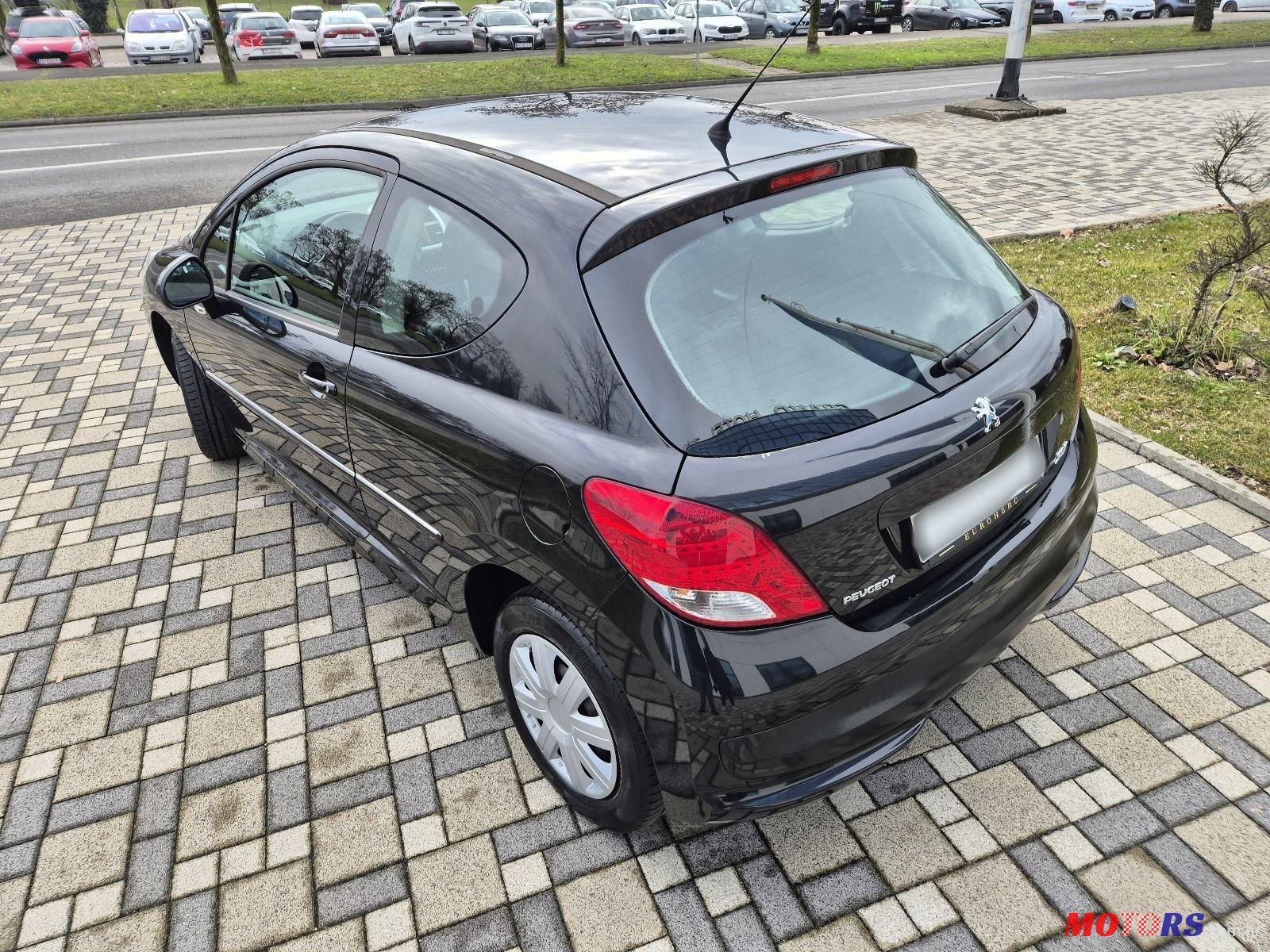 2011' Peugeot 207 1.4 photo #5