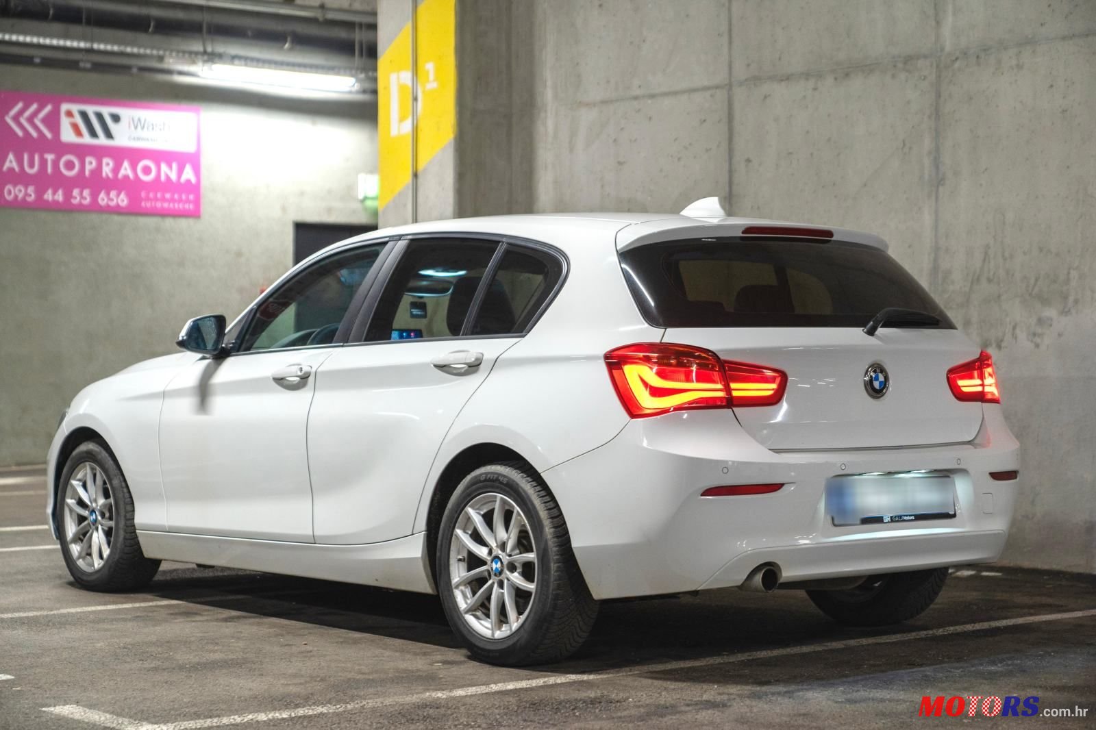 2016' BMW Serija 1 116D photo #3