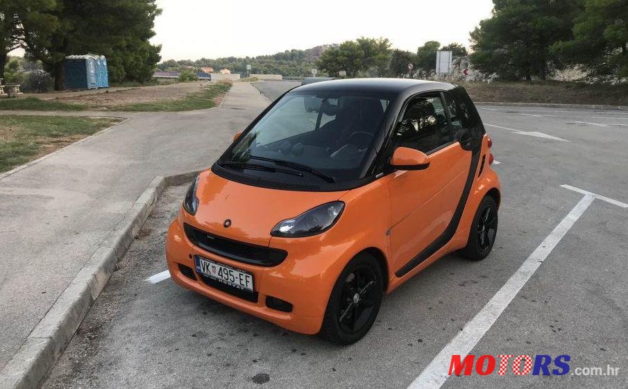 2011' Smart Fortwo photo #3