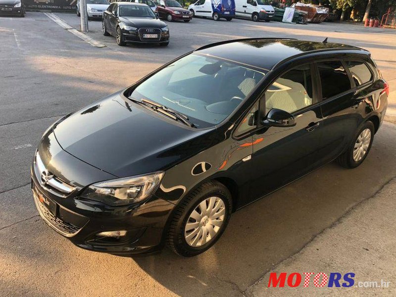 2014' Opel Astra Karavan 1,6 Cdti photo #1