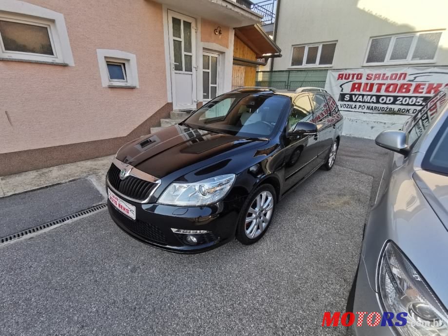 2010' Skoda Octavia Combi photo #3