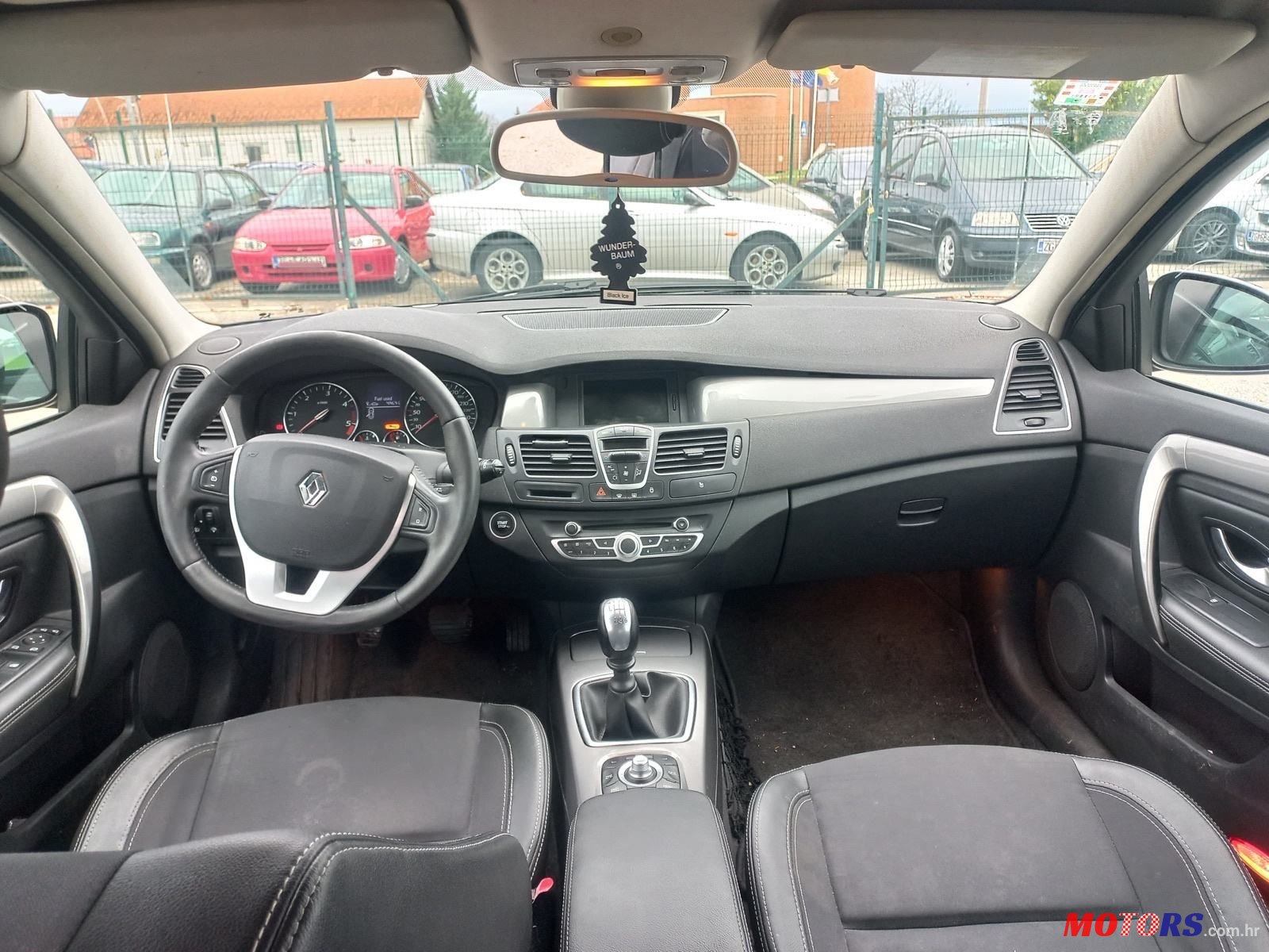 2011' Renault Laguna 1,5 Dci photo #2