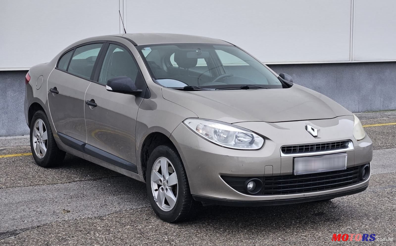 2011' Renault Fluence 1,6 16V photo #2