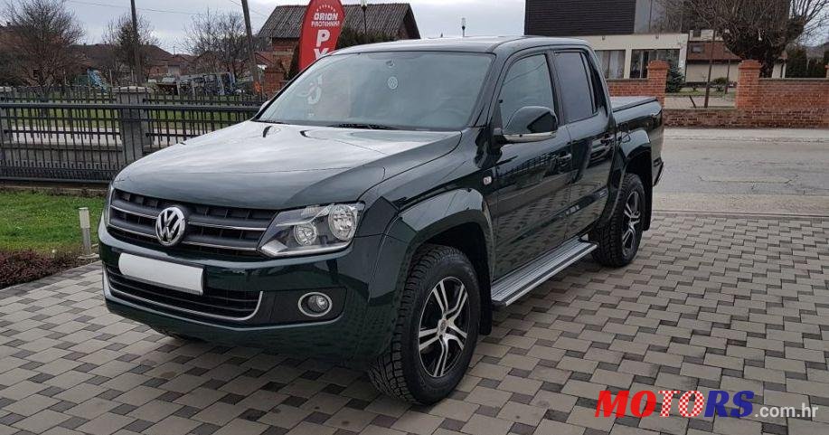 2011' Volkswagen Amarok photo #2