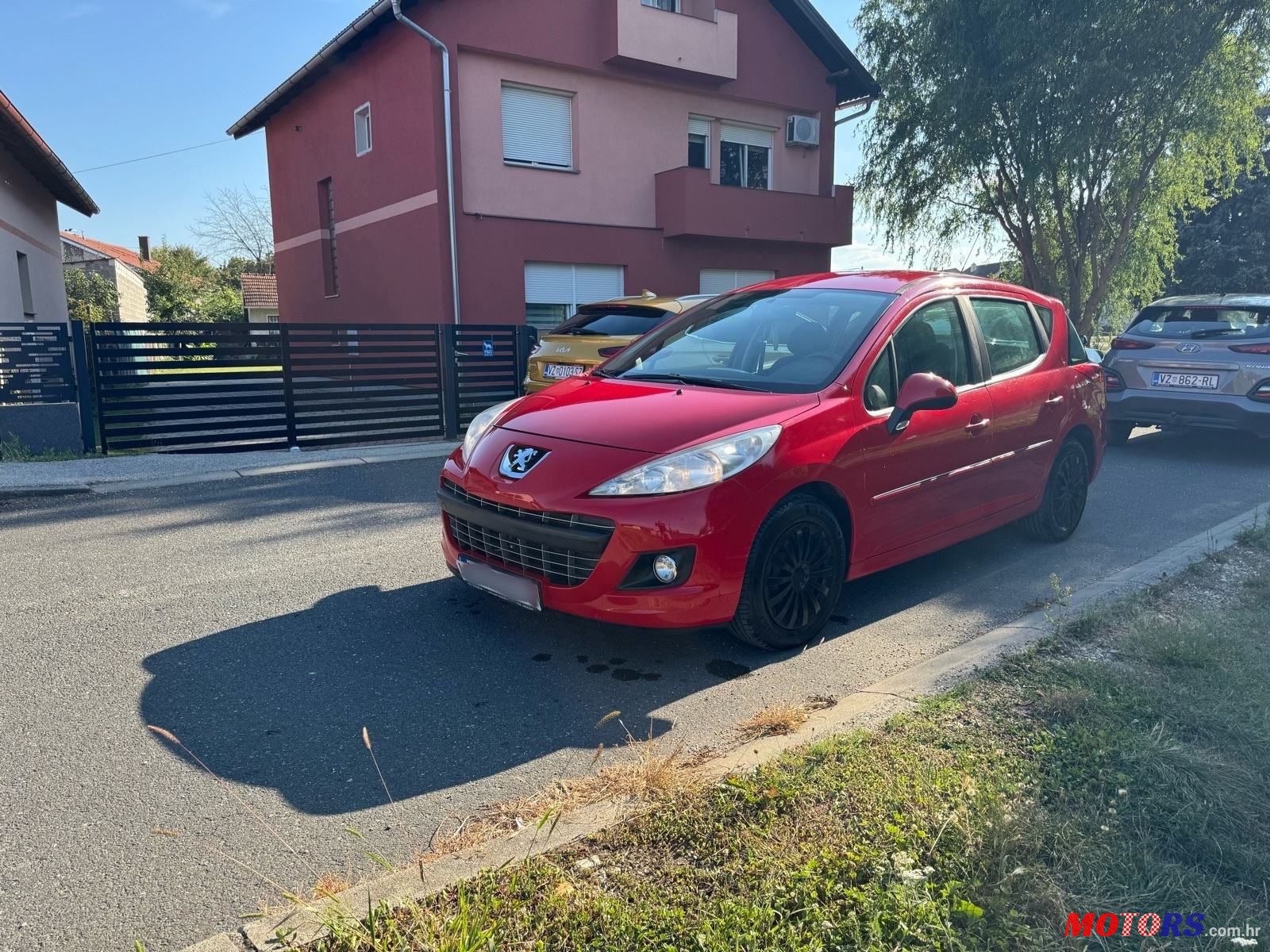 2013' Peugeot 207 Sw photo #2
