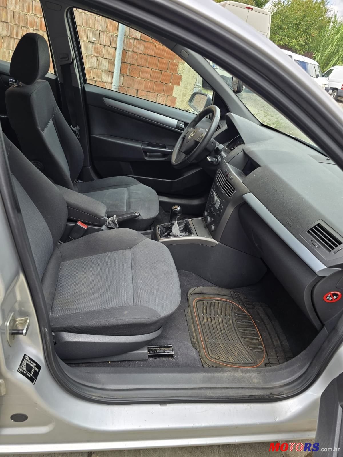 2006' Opel Astra 1,7 Cdti photo #6