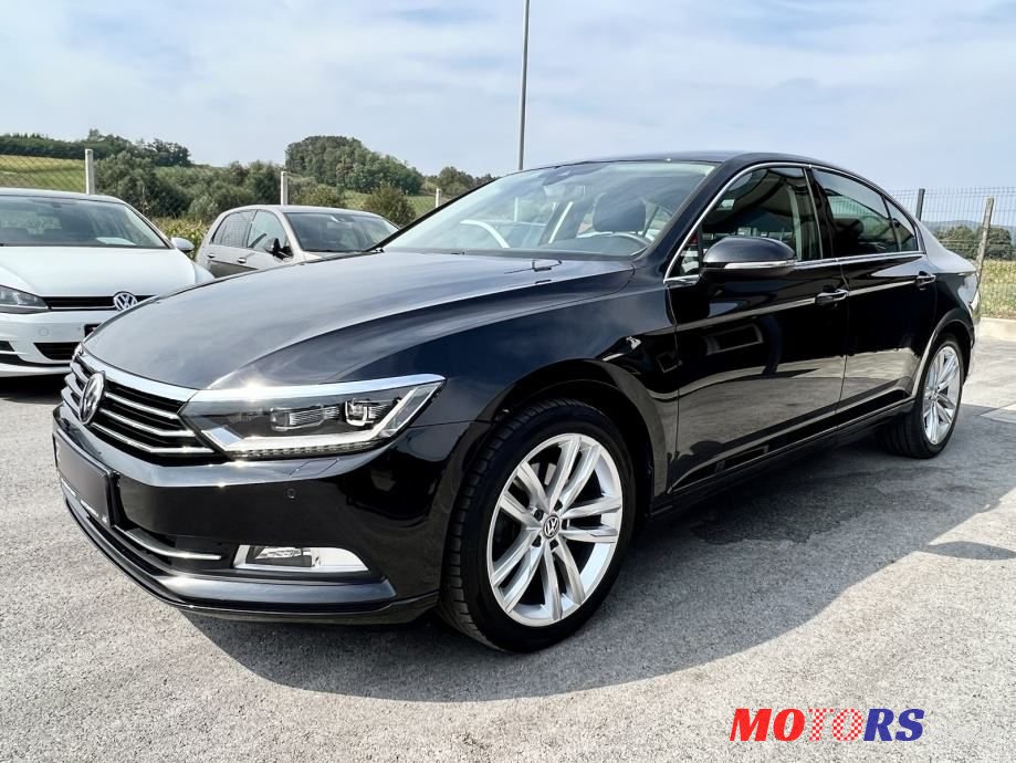 2015' Volkswagen Passat 2,0 Tdi Bmt Dsg photo #3