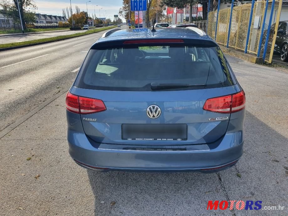 2016' Volkswagen Passat Variant photo #6