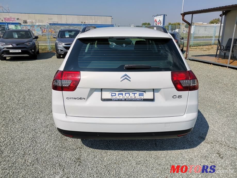 2011' Citroen C5 Break photo #3