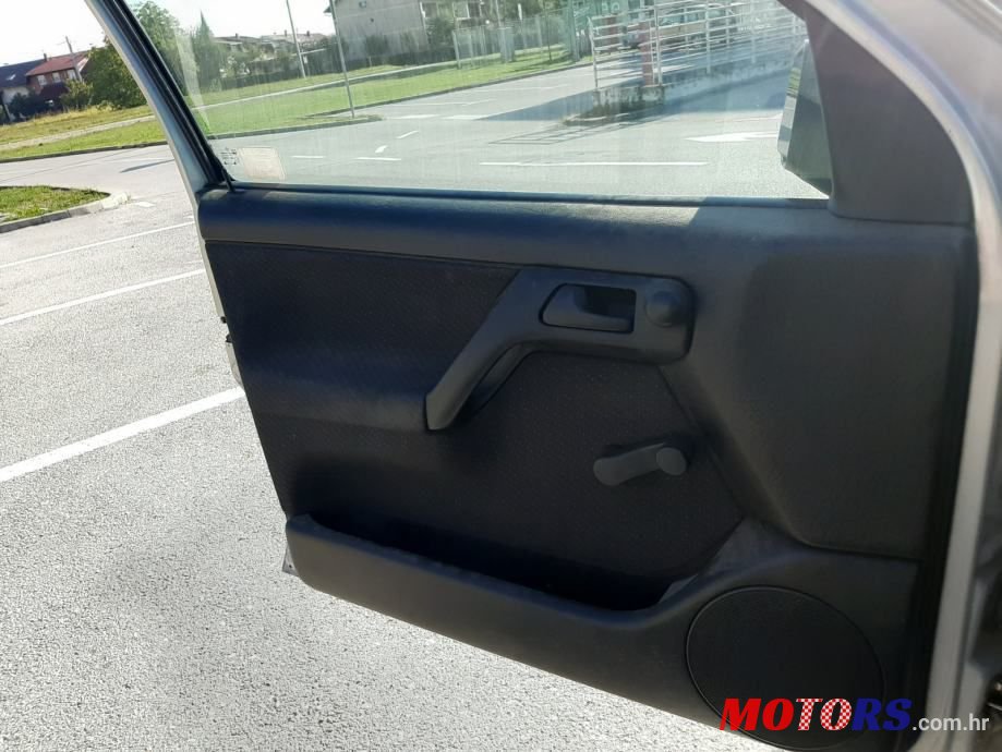 1997' Volkswagen Vento Cl Tdi photo #6