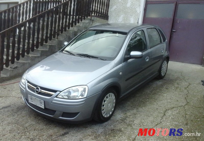 2004' Opel Corsa photo #1