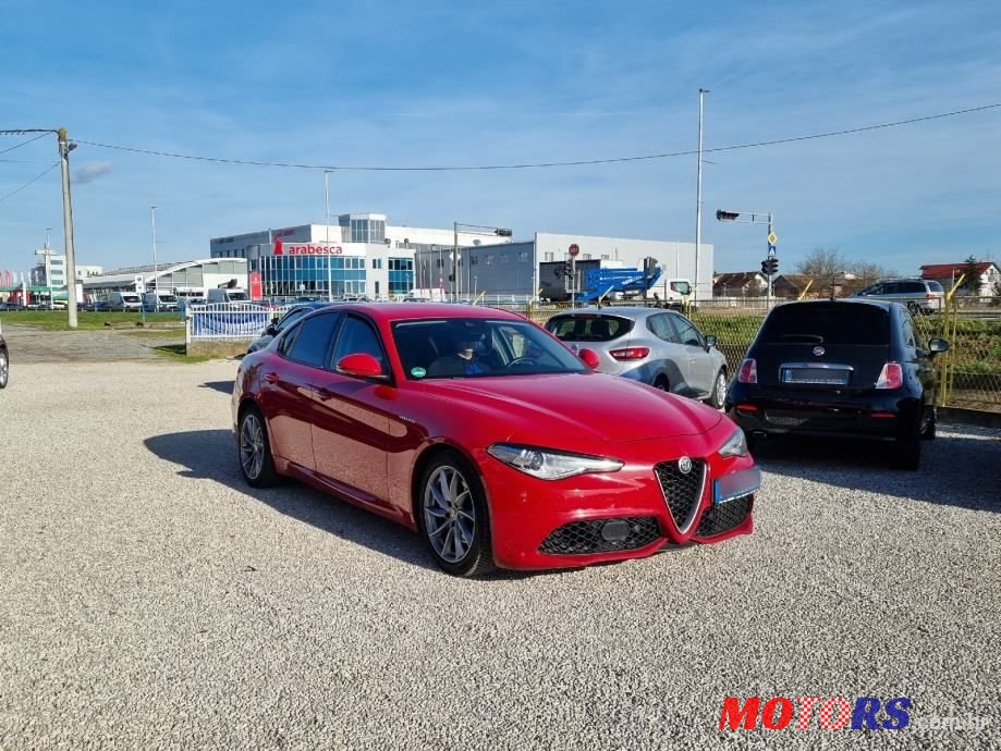 2017' Alfa Romeo Giulia 2,2 Jtd photo #3