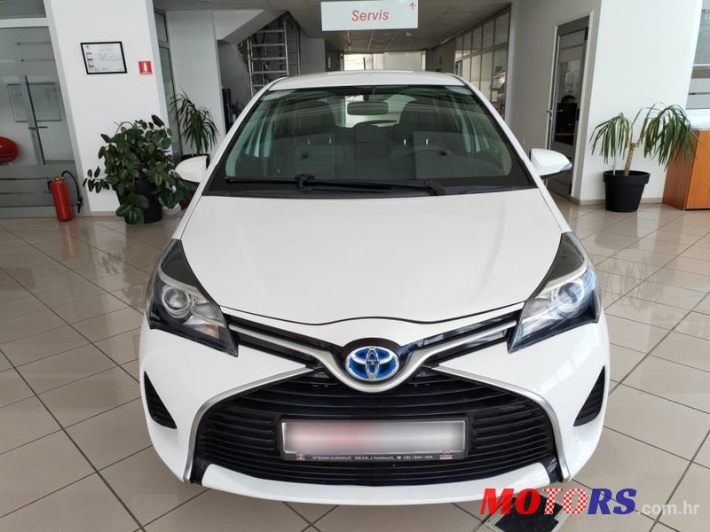 2016' Toyota Yaris Hybrid 1,5 Vvt-I photo #1