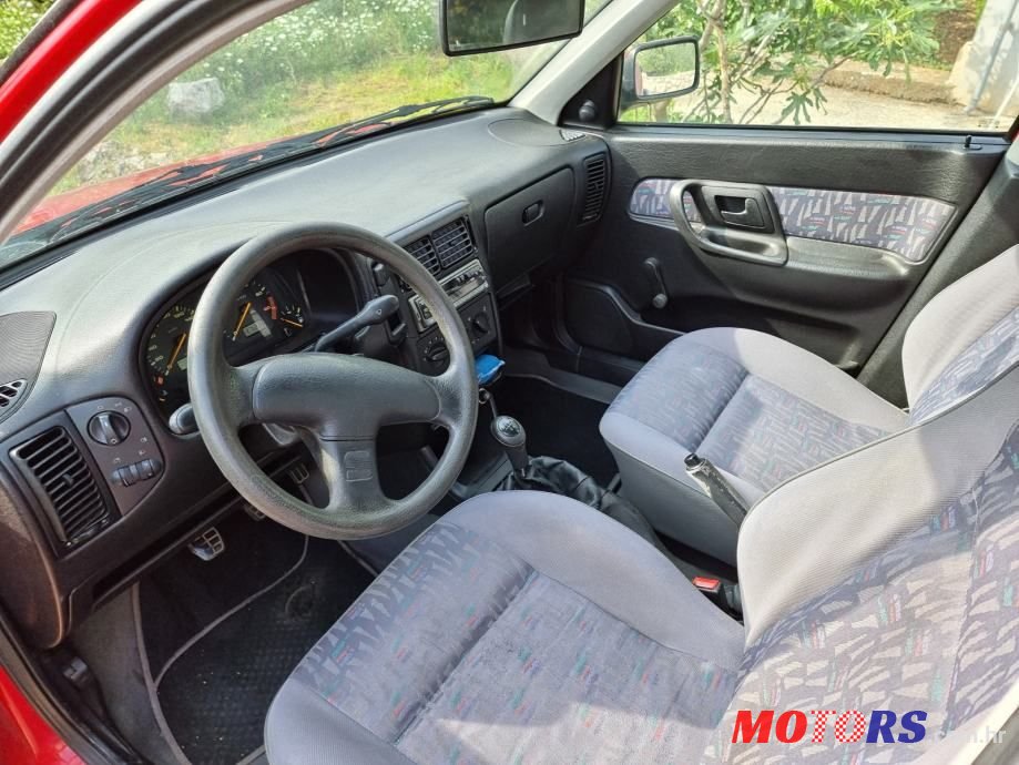 1998' SEAT Cordoba 1,4 Se photo #3