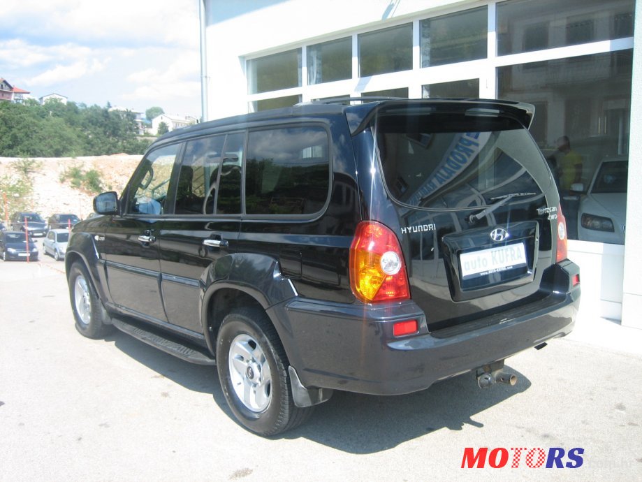 2003' Hyundai Terracan 2,9 CRDi GLS photo #2