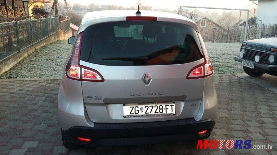 2011' Renault Scenic 1,5 Dci photo #2